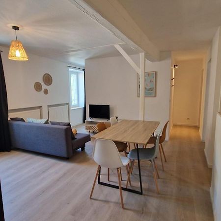 Le Bourg Lägenhet Lagnieu Exteriör bild